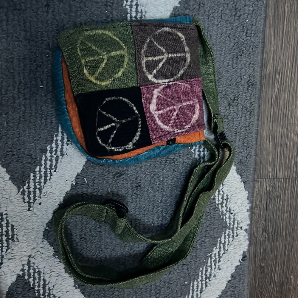 Small bag - Picture 2 of 2